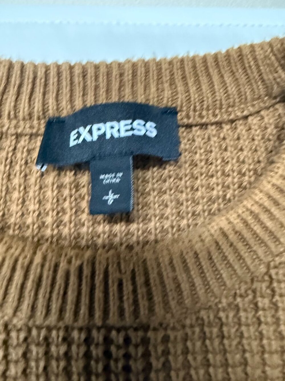 Express Waffle Knit Cotton Crewneck Sweater Camel Sz L - Picture 3 of 4
